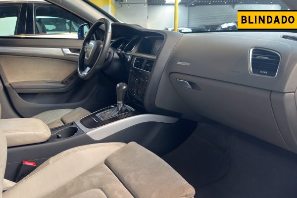 AUDI A5 2.0 FSI SPORTBACK 16V GASOLINA 4P MULTITRONIC 2011/2011